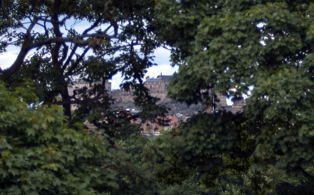 3 Bed Overlooking Meadows Park Edinburgh Bagian luar foto