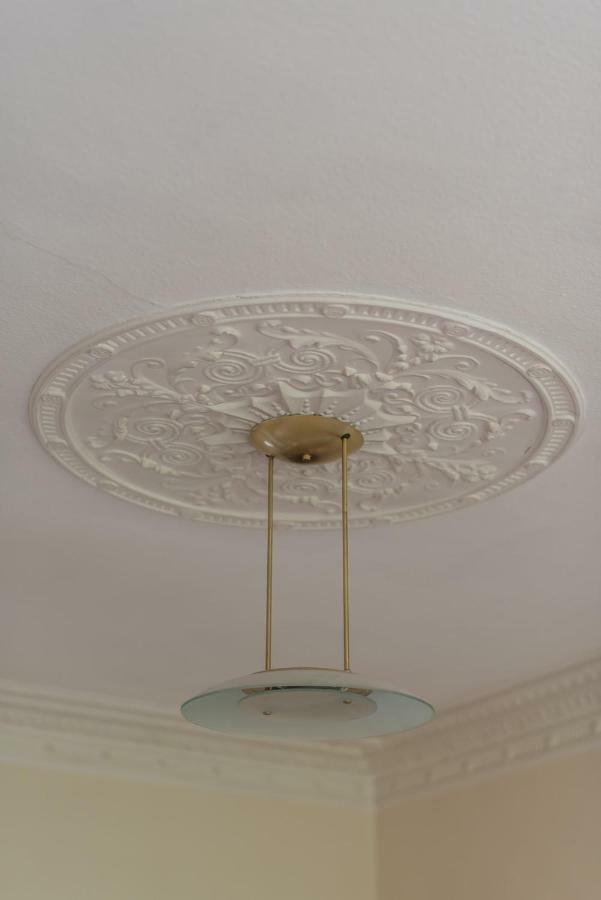 3 Bed Overlooking Meadows Park Edinburgh Bagian luar foto