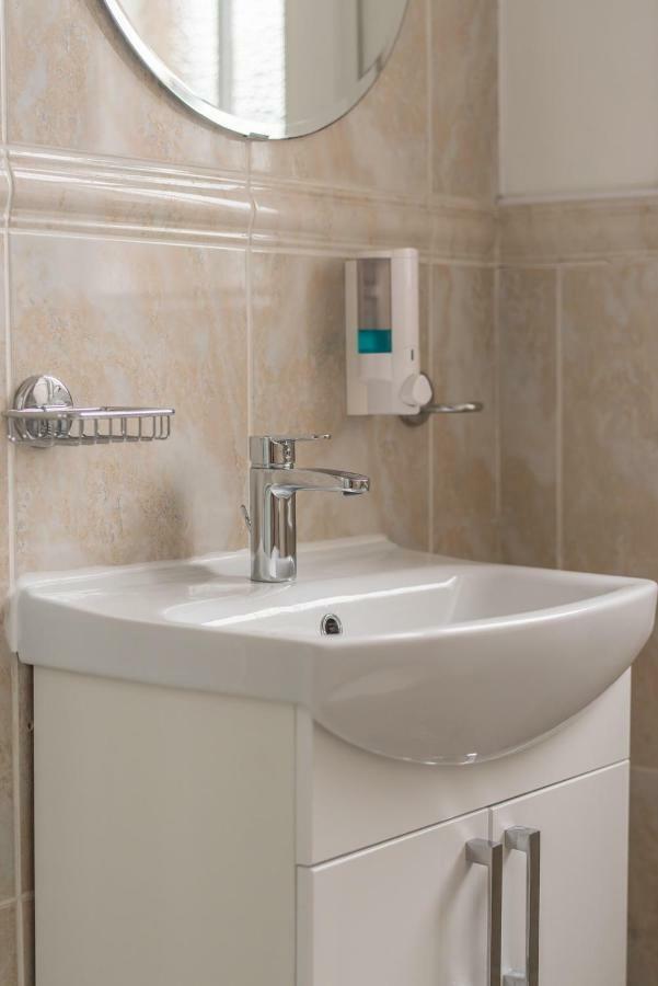 3 Bed Overlooking Meadows Park Edinburgh Bagian luar foto