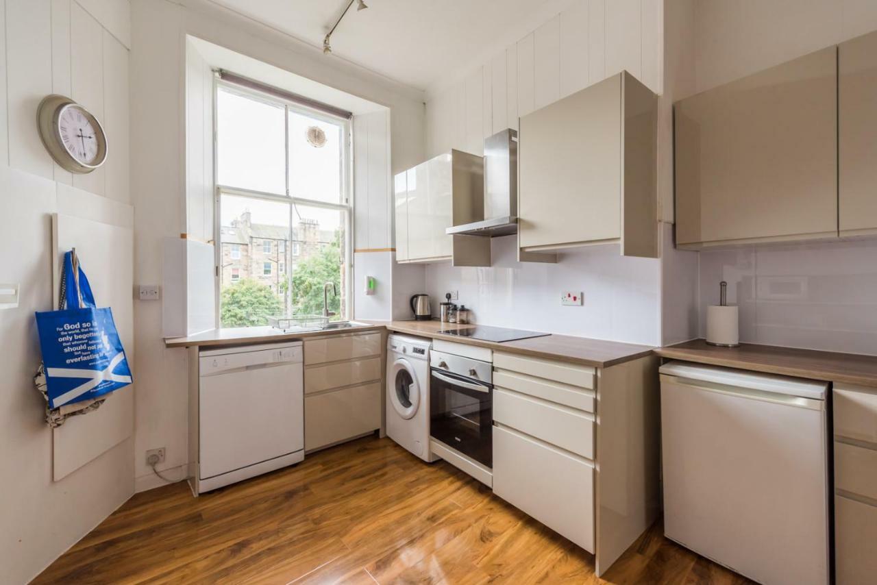 3 Bed Overlooking Meadows Park Edinburgh Bagian luar foto