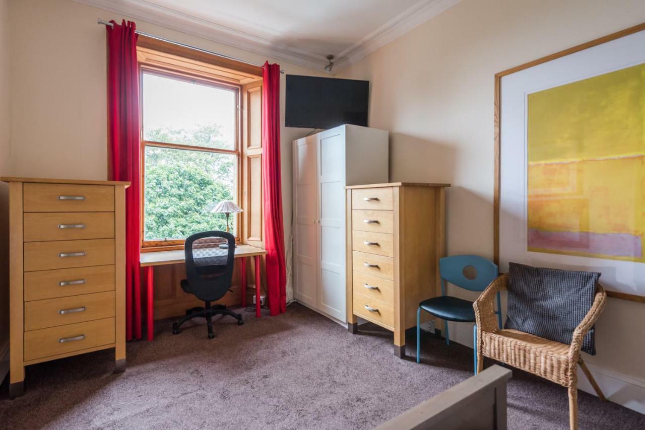 3 Bed Overlooking Meadows Park Edinburgh Bagian luar foto